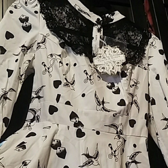 elegant swing dress - Picture 2 of 5